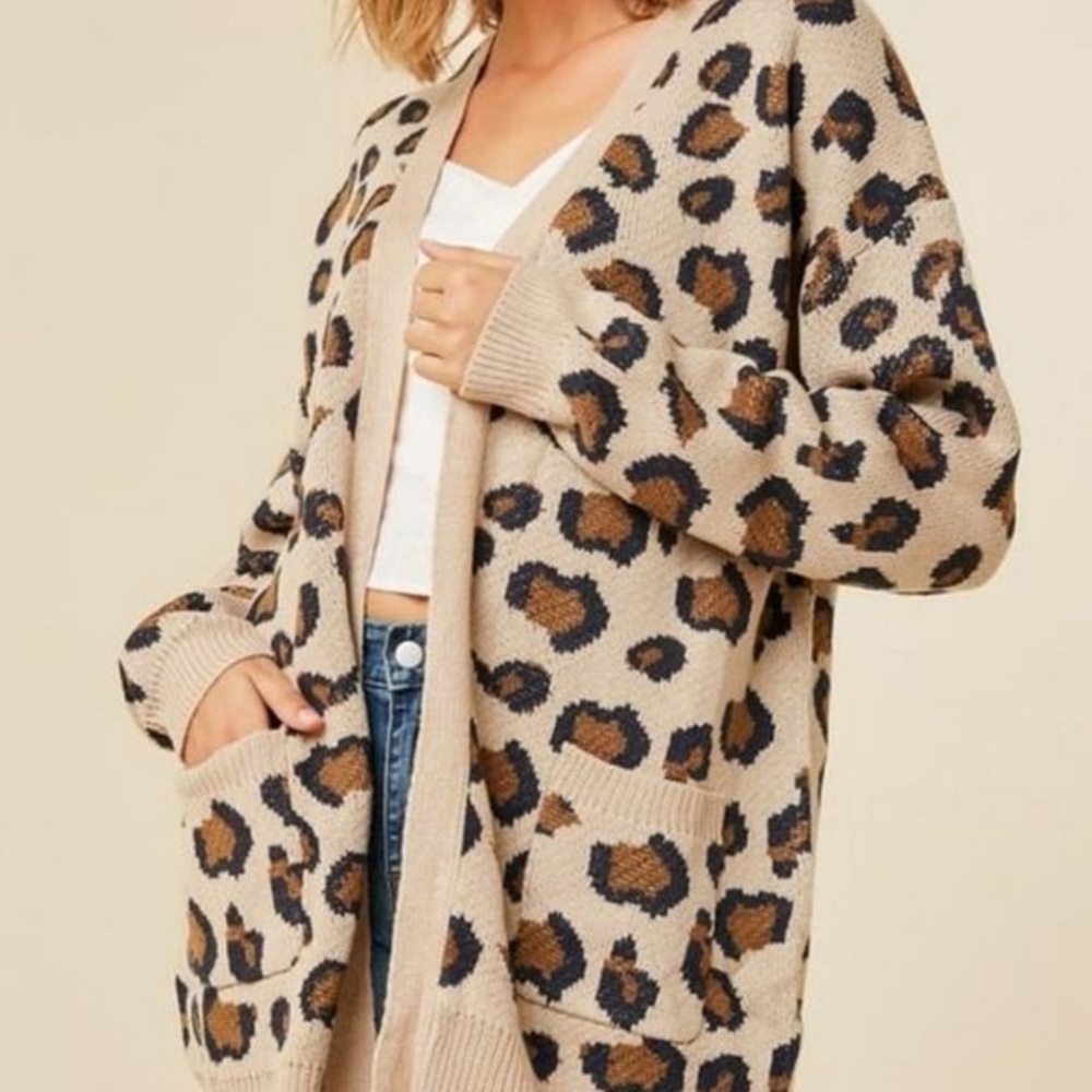 Cheetah Cardigan, Hayden Los Angeles, size medium